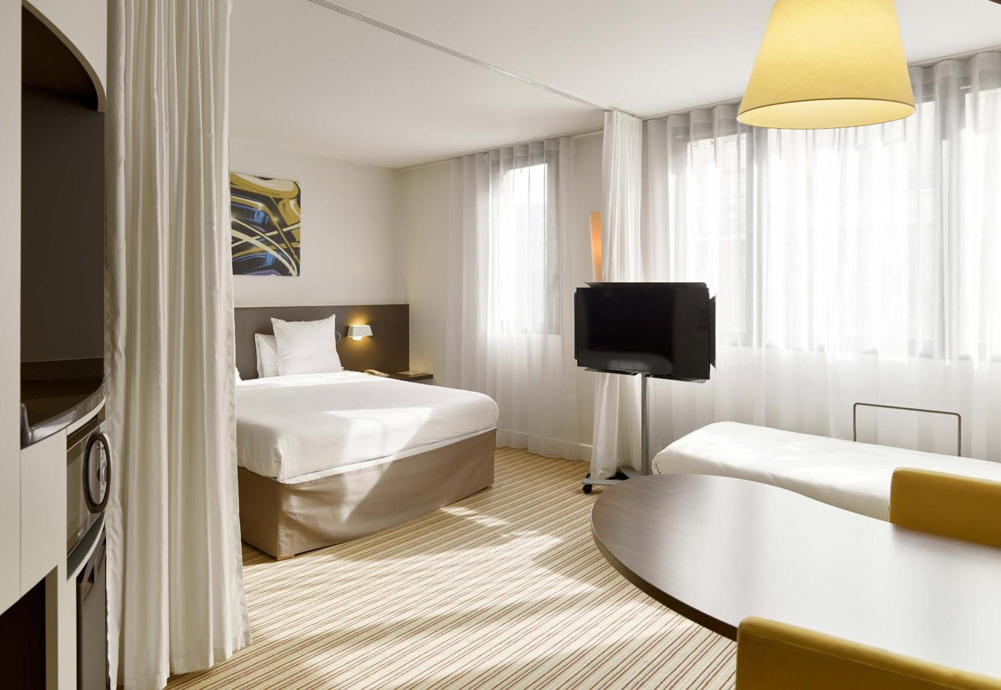 โนโวเทล สวีท ปารีส รูย มาลแมซง Hotel เรย-มัลเมซง ภายนอก รูปภาพ