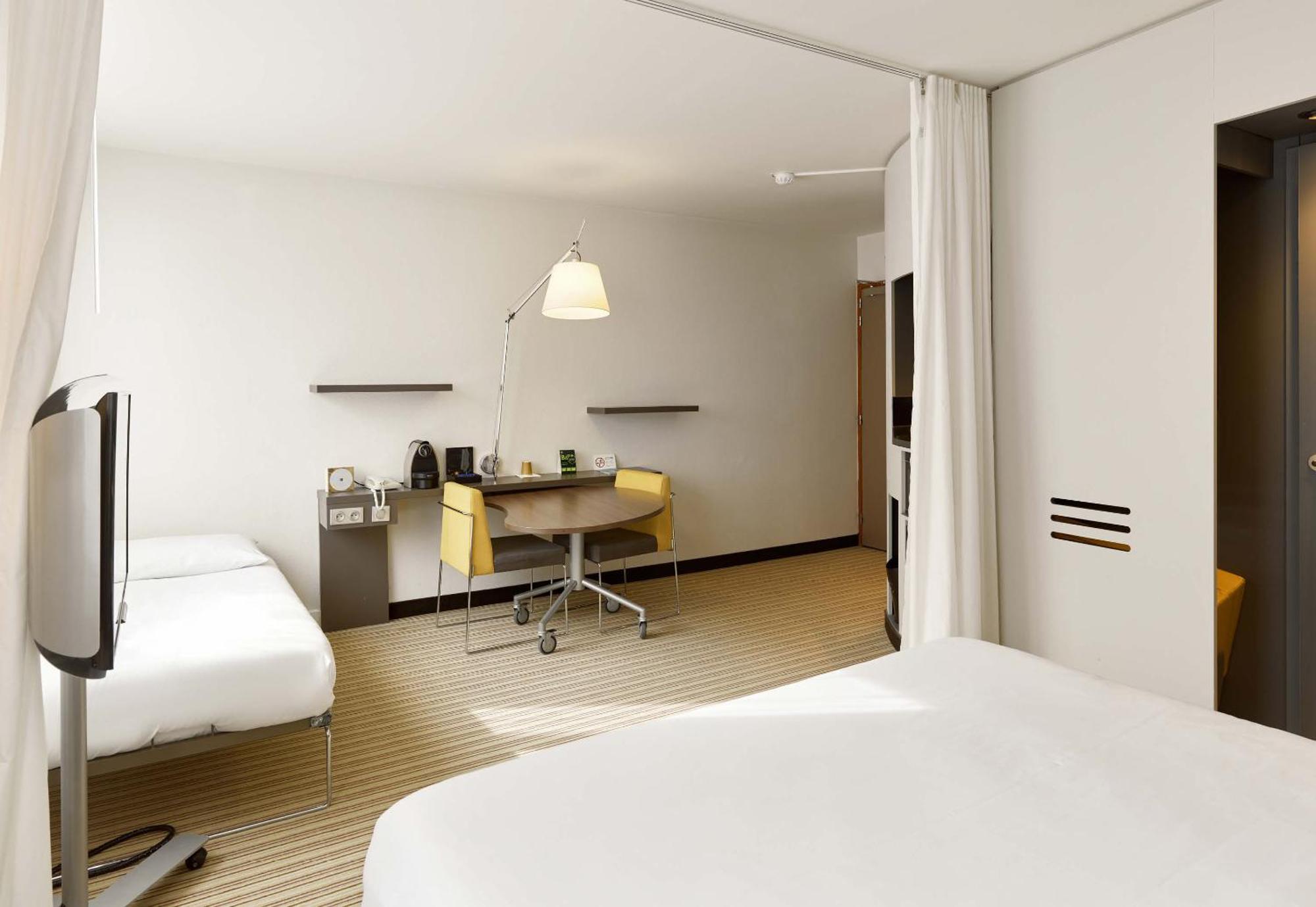 โนโวเทล สวีท ปารีส รูย มาลแมซง Hotel เรย-มัลเมซง ภายนอก รูปภาพ