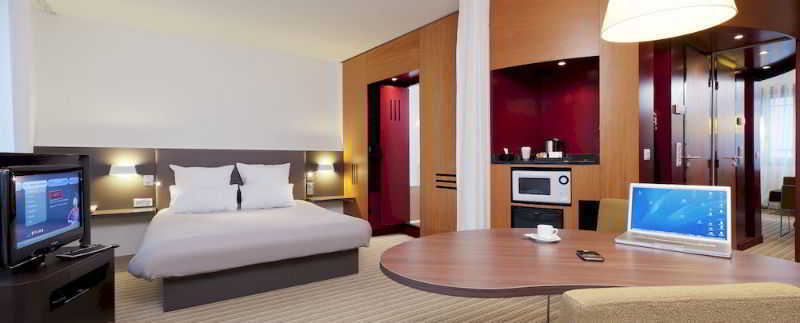 โนโวเทล สวีท ปารีส รูย มาลแมซง Hotel เรย-มัลเมซง ภายนอก รูปภาพ